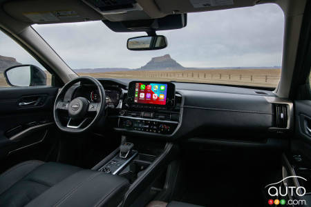 Nissan Pathfinder 2022, intérieur